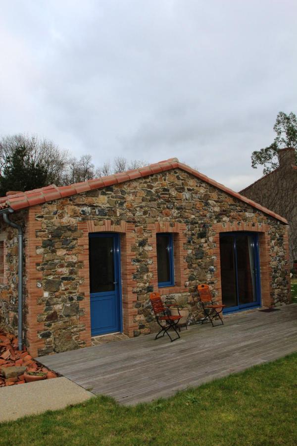 Maison De Charme A Mouzillon - Jardin Et Terrasse Accueillante Exteriör bild